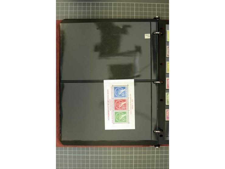 1945/2012, ungebrauchte/postfrische und gestempelte Sammlung Bund/Berlin und DDR sowie Zonen, dabei fast alle Anfangswerte so