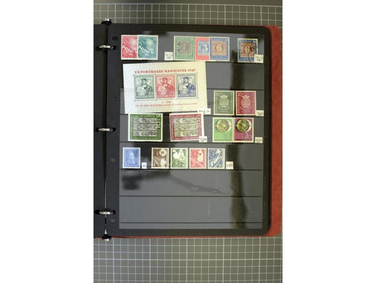 1945/2012, ungebrauchte/postfrische und gestempelte Sammlung Bund/Berlin und DDR sowie Zonen, dabei fast alle Anfangswerte so