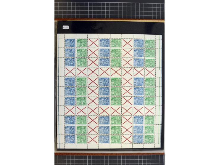 ZUSAMMENDRUCKE: 1955/1990, postfrische Sammlung der Freimarken-Zusammendrucke und aller Markenheftchenbogen ab Fünfjahrplan b