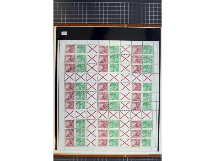 ZUSAMMENDRUCKE: 1955/1990, postfrische Sammlung der Freimarken-Zusammendrucke und aller Markenheftchenbogen ab Fünfjahrplan b