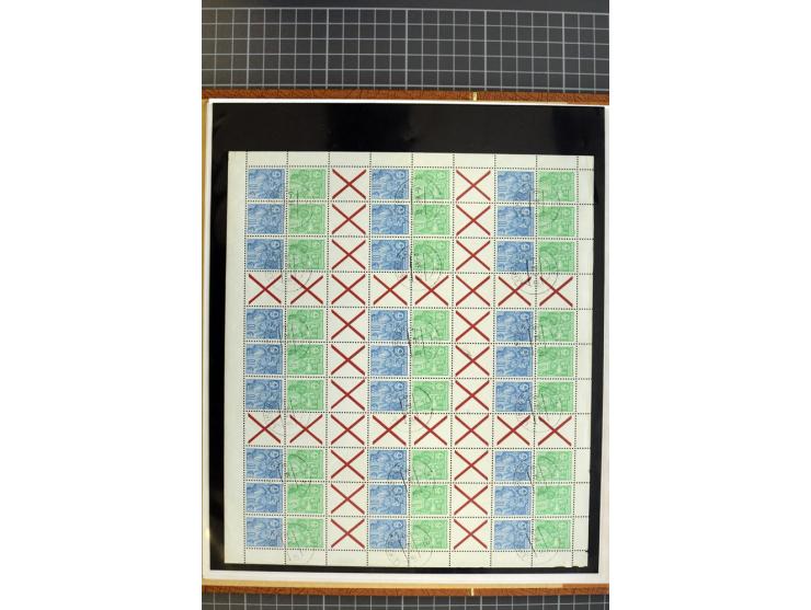 ZUSAMMENDRUCKE: 1955/1990, postfrische Sammlung der Freimarken-Zusammendrucke und aller Markenheftchenbogen ab Fünfjahrplan b