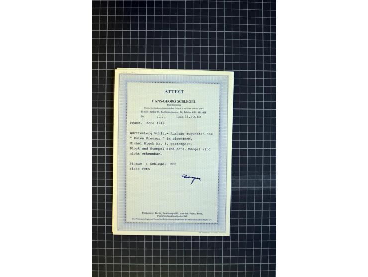 1946/1949, in den Hauptnummern überkomplette, gestempelte Sammlung auf Vordruckblättern, dabei sind alle Blockausgaben doppel
