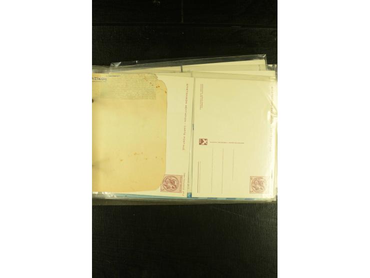 1894/2002, etwa 100 ungebrauchte und gebrauchte Ganzsachen, dabei bessere und diverse frühe Stücke mit Zufrankaturen