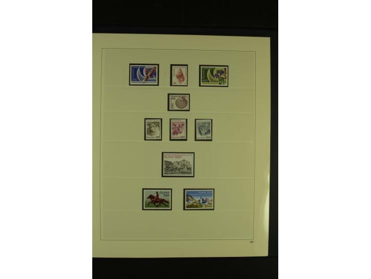 1876/1979, am Anfang meist gestempelte und ungebrauchte Sammlung inkl. Dienstmarken bis ca. 1947 mit einigen besseren und kpl