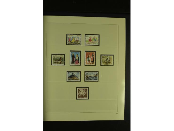 1876/1979, am Anfang meist gestempelte und ungebrauchte Sammlung inkl. Dienstmarken bis ca. 1947 mit einigen besseren und kpl