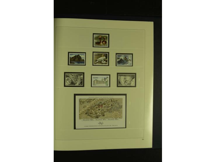 1876/1979, am Anfang meist gestempelte und ungebrauchte Sammlung inkl. Dienstmarken bis ca. 1947 mit einigen besseren und kpl