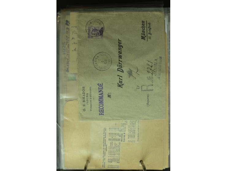 NEBENGEBIETE: 1870/1960 (ca.), Partie Briefe, Karten und Ganzsachen, dabei Auslandspostämter (u.a. R-Brief von Janina), Fiume
