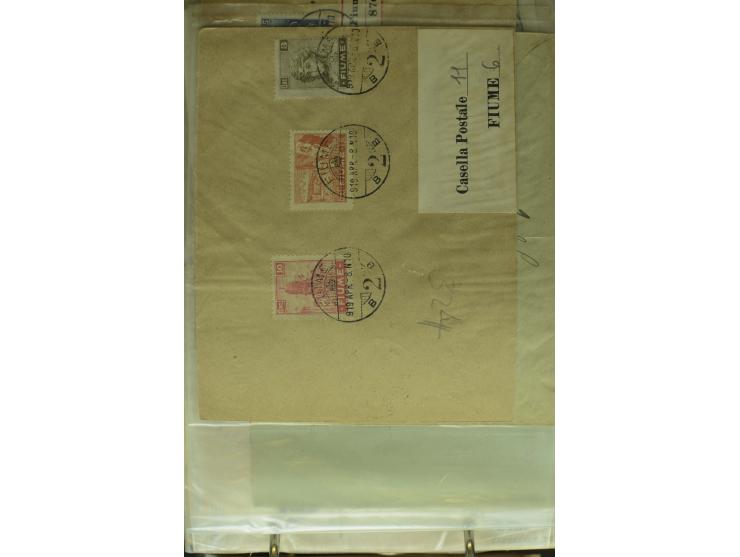NEBENGEBIETE: 1870/1960 (ca.), Partie Briefe, Karten und Ganzsachen, dabei Auslandspostämter (u.a. R-Brief von Janina), Fiume