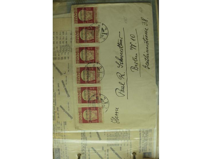NEBENGEBIETE: 1870/1960 (ca.), Partie Briefe, Karten und Ganzsachen, dabei Auslandspostämter (u.a. R-Brief von Janina), Fiume