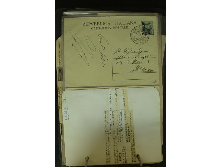 NEBENGEBIETE: 1870/1960 (ca.), Partie Briefe, Karten und Ganzsachen, dabei Auslandspostämter (u.a. R-Brief von Janina), Fiume