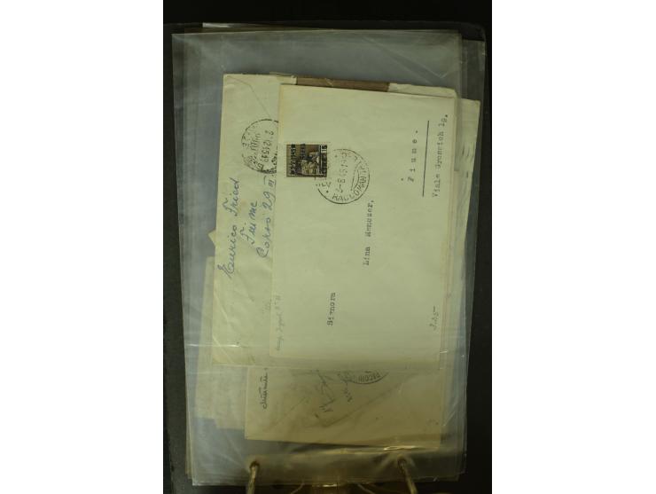 NEBENGEBIETE: 1870/1960 (ca.), Partie Briefe, Karten und Ganzsachen, dabei Auslandspostämter (u.a. R-Brief von Janina), Fiume