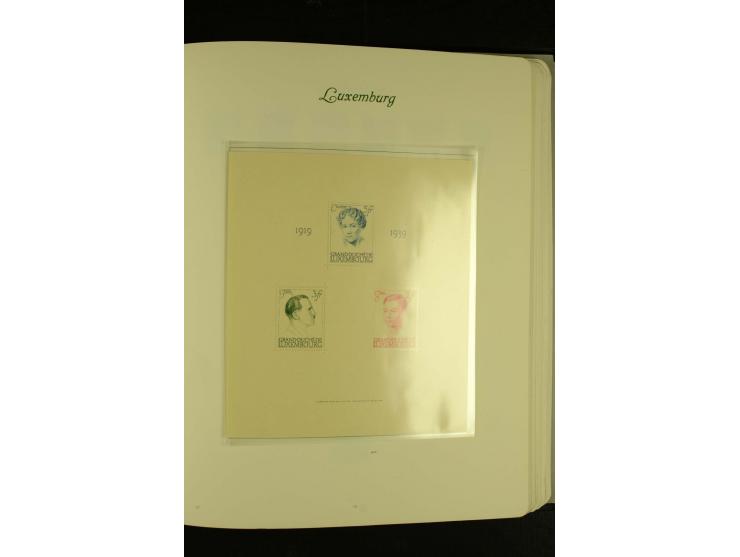 1852/1991, postfrische, ungebrauchte und gestempelte Sammlung mit u.a. Mi.-Nr. 121KLB, 266-80, 478-83, 555-57, Dienst etc.