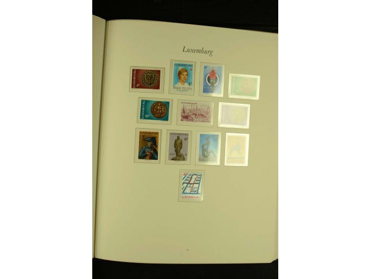 1852/1991, postfrische, ungebrauchte und gestempelte Sammlung mit u.a. Mi.-Nr. 121KLB, 266-80, 478-83, 555-57, Dienst etc.
