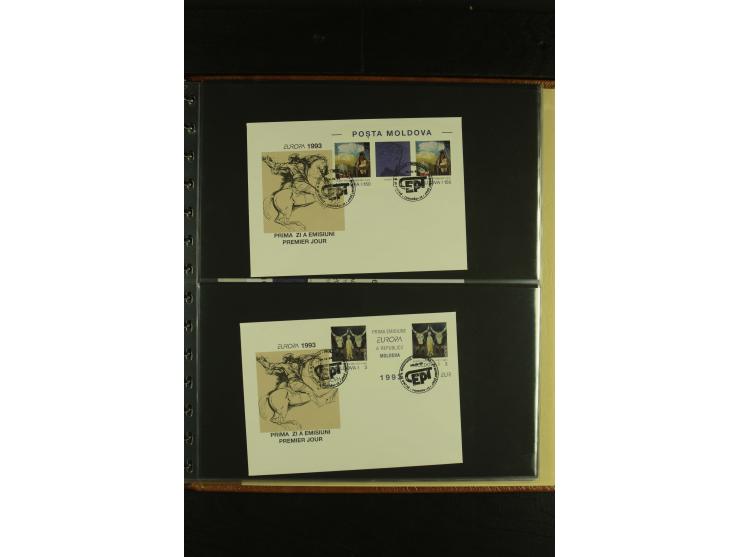 1993, CEPT, kleine Spezialsammlung mit unzerteiltem Doppelbogen, ungezähnten Zusammendrucken etc.