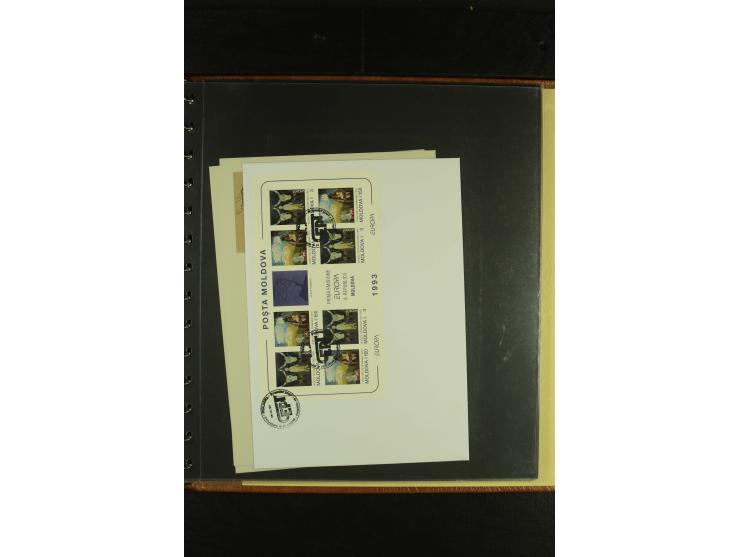 1993, CEPT, kleine Spezialsammlung mit unzerteiltem Doppelbogen, ungezähnten Zusammendrucken etc.