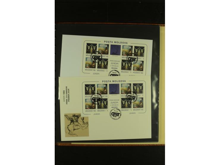 1993, CEPT, kleine Spezialsammlung mit unzerteiltem Doppelbogen, ungezähnten Zusammendrucken etc.
