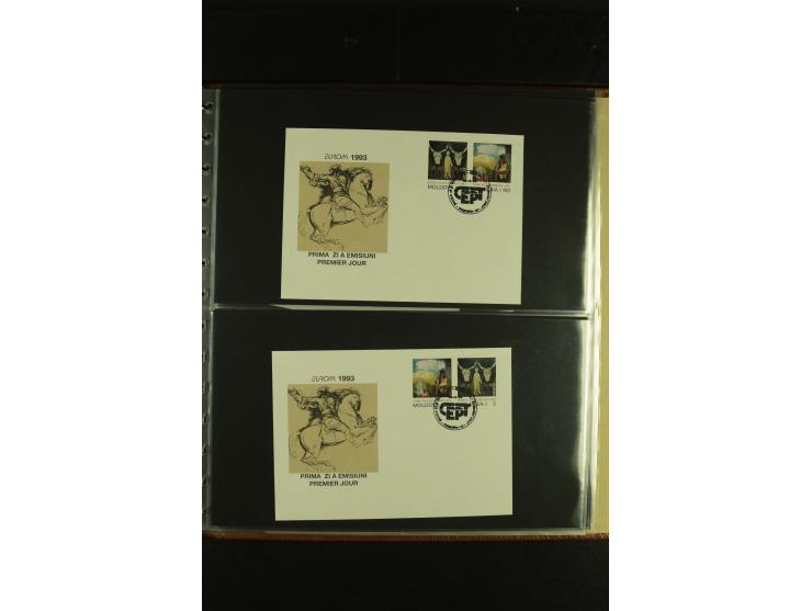 1993, CEPT, kleine Spezialsammlung mit unzerteiltem Doppelbogen, ungezähnten Zusammendrucken etc.