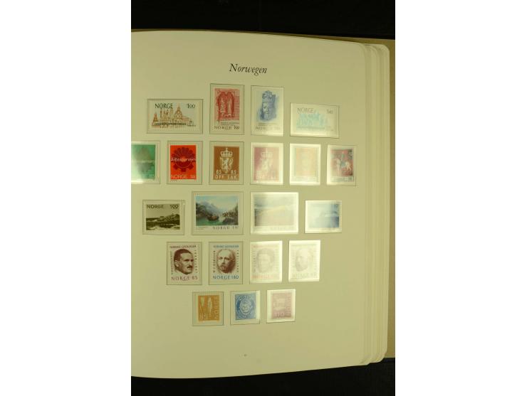 1855/1995, postfrische, ungebrauchte und gestempelte Sammlung mit u.a. Mi.-Nr. 1, 6-10, 38 etc.; in 2 Borek-Alben