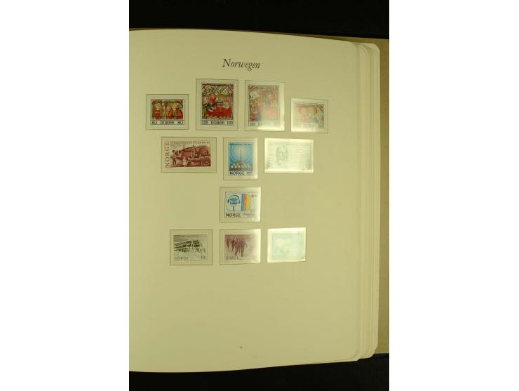 1855/1995, postfrische, ungebrauchte und gestempelte Sammlung mit u.a. Mi.-Nr. 1, 6-10, 38 etc.; in 2 Borek-Alben