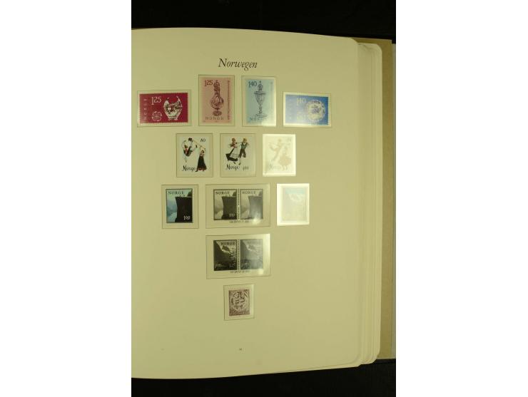 1855/1995, postfrische, ungebrauchte und gestempelte Sammlung mit u.a. Mi.-Nr. 1, 6-10, 38 etc.; in 2 Borek-Alben