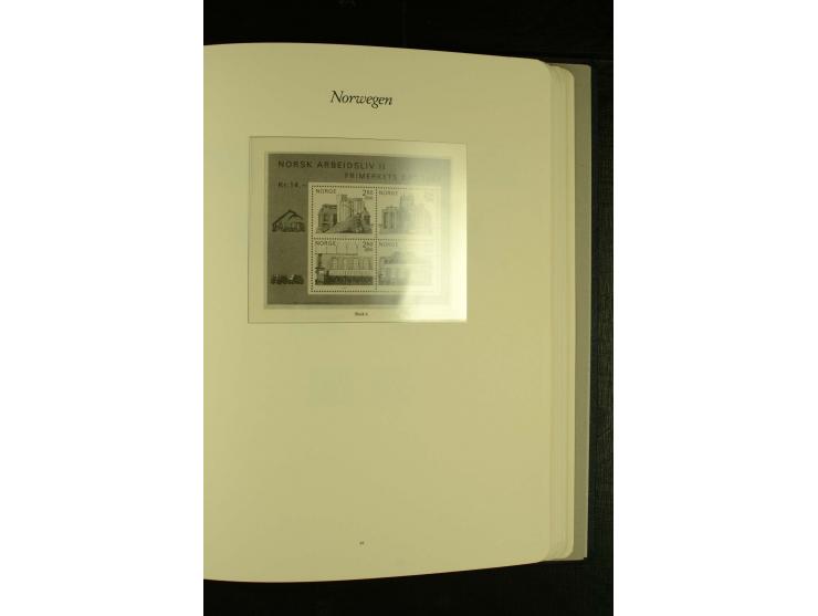 1855/1995, postfrische, ungebrauchte und gestempelte Sammlung mit u.a. Mi.-Nr. 1, 6-10, 38 etc.; in 2 Borek-Alben