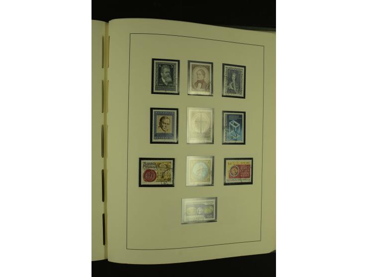 1945/85 (ca.), in den Hauptnummern augenscheinlich komplette Sammlung mit Mi.-Nr. Va-d, diese und Grazer Aufdrucke postfrisch