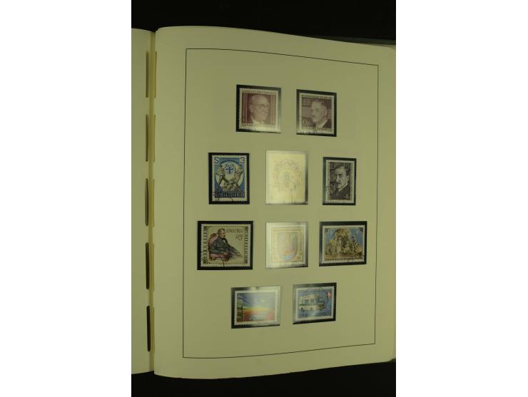 1945/85 (ca.), in den Hauptnummern augenscheinlich komplette Sammlung mit Mi.-Nr. Va-d, diese und Grazer Aufdrucke postfrisch