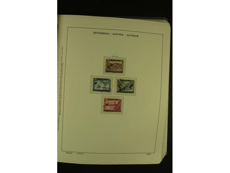 1945/85 (ca.), in den Hauptnummern augenscheinlich komplette Sammlung mit Mi.-Nr. Va-d, diese und Grazer Aufdrucke postfrisch