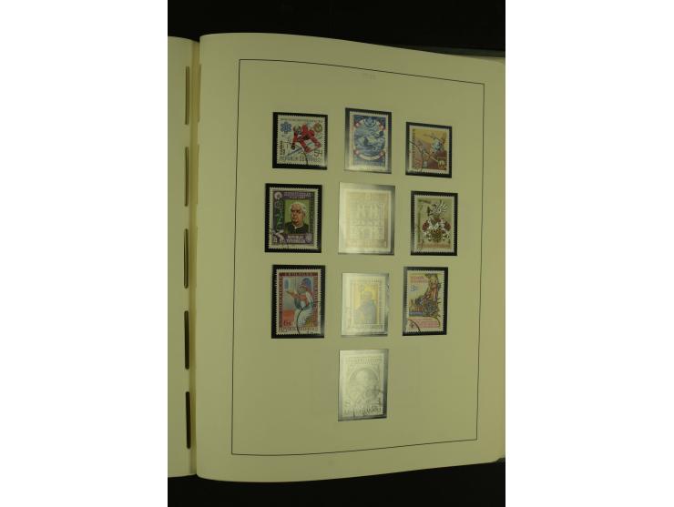 1945/85 (ca.), in den Hauptnummern augenscheinlich komplette Sammlung mit Mi.-Nr. Va-d, diese und Grazer Aufdrucke postfrisch