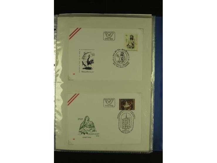 1945/85 (ca.), in den Hauptnummern augenscheinlich komplette Sammlung mit Mi.-Nr. Va-d, diese und Grazer Aufdrucke postfrisch