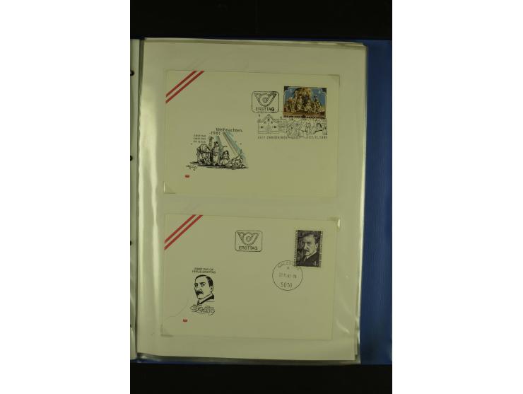 1945/85 (ca.), in den Hauptnummern augenscheinlich komplette Sammlung mit Mi.-Nr. Va-d, diese und Grazer Aufdrucke postfrisch