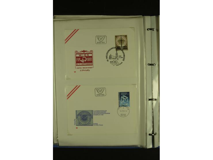1945/85 (ca.), in den Hauptnummern augenscheinlich komplette Sammlung mit Mi.-Nr. Va-d, diese und Grazer Aufdrucke postfrisch