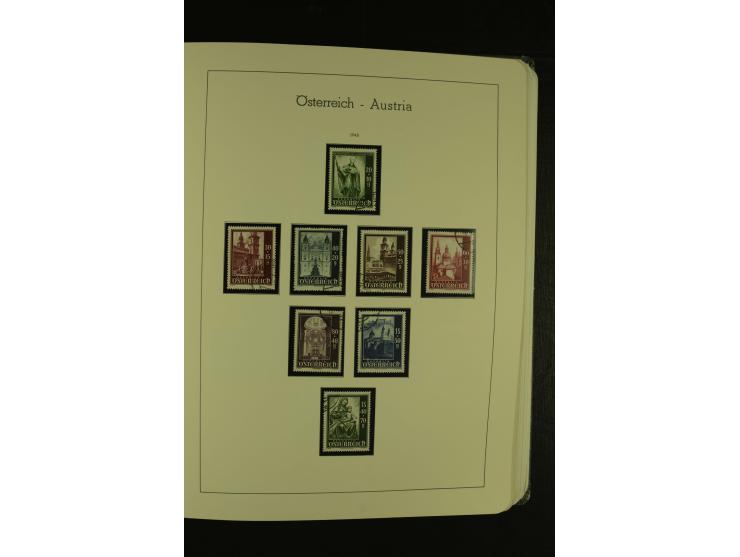 1945/85 (ca.), in den Hauptnummern augenscheinlich komplette Sammlung mit Mi.-Nr. Va-d, diese und Grazer Aufdrucke postfrisch