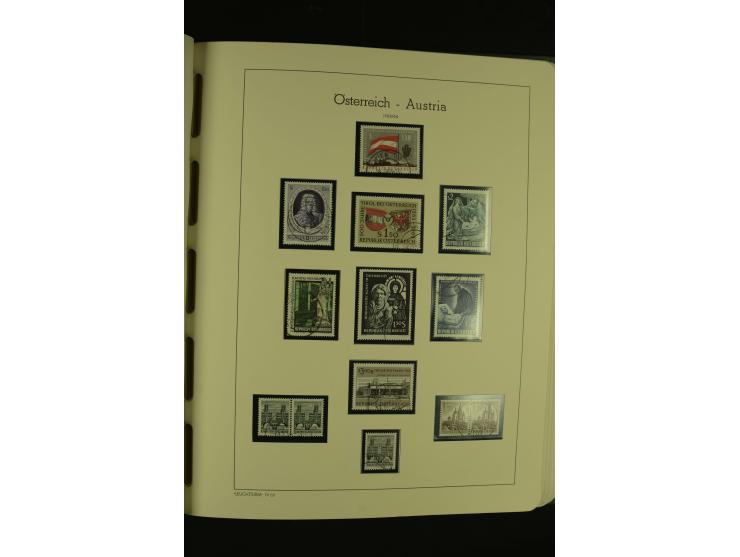 1945/85 (ca.), in den Hauptnummern augenscheinlich komplette Sammlung mit Mi.-Nr. Va-d, diese und Grazer Aufdrucke postfrisch
