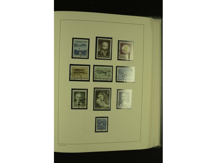 1945/85 (ca.), in den Hauptnummern augenscheinlich komplette Sammlung mit Mi.-Nr. Va-d, diese und Grazer Aufdrucke postfrisch