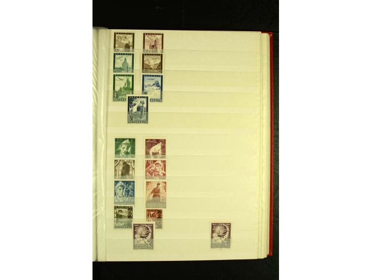1945/81, postfrische und teils gestempelte Sammlung mit einigen besseren Ausgaben in 2 Steckbüchern