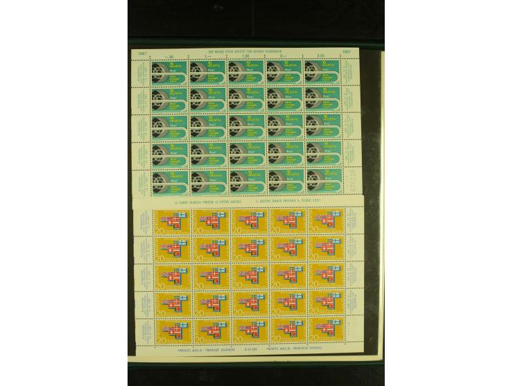 1938/70, postfrische Sammlung mit PAX und allen guten Blocks im Lindner-T-Album