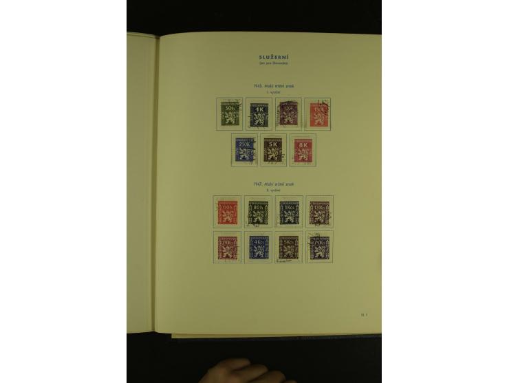 1918/1965, am Anfang meist ungebrauchte und gestempelte Sammlung in 2 Vordruckalben mit einigen Aufdruck- und Flugpost-Ausgab