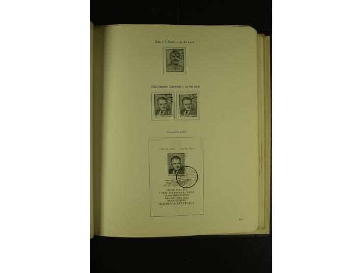 1918/1965, am Anfang meist ungebrauchte und gestempelte Sammlung in 2 Vordruckalben mit einigen Aufdruck- und Flugpost-Ausgab
