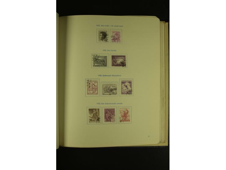 1918/1965, am Anfang meist ungebrauchte und gestempelte Sammlung in 2 Vordruckalben mit einigen Aufdruck- und Flugpost-Ausgab