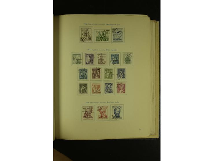 1918/1965, am Anfang meist ungebrauchte und gestempelte Sammlung in 2 Vordruckalben mit einigen Aufdruck- und Flugpost-Ausgab