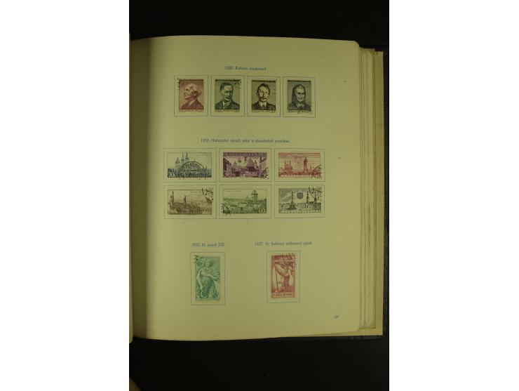 1918/1965, am Anfang meist ungebrauchte und gestempelte Sammlung in 2 Vordruckalben mit einigen Aufdruck- und Flugpost-Ausgab