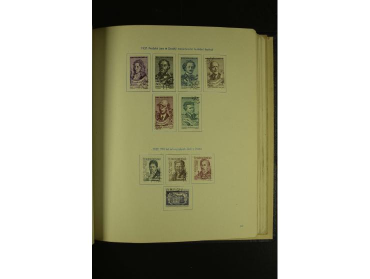 1918/1965, am Anfang meist ungebrauchte und gestempelte Sammlung in 2 Vordruckalben mit einigen Aufdruck- und Flugpost-Ausgab