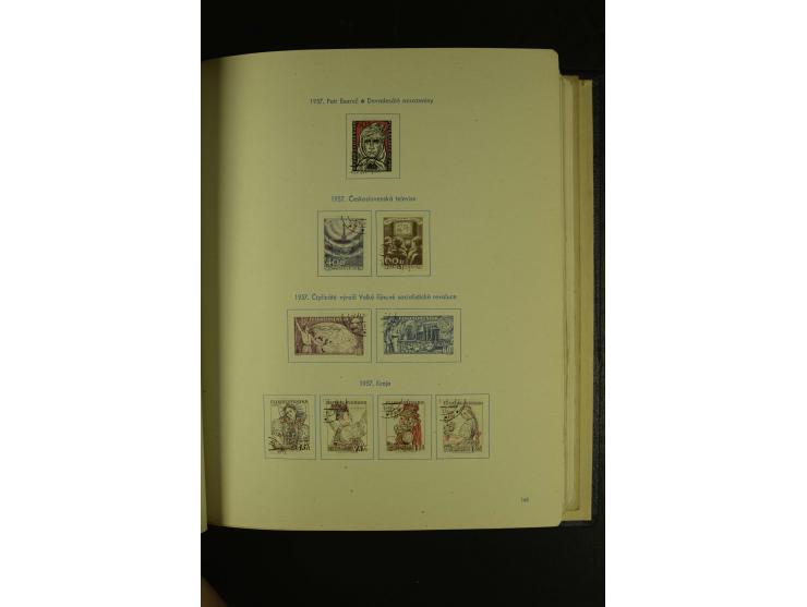 1918/1965, am Anfang meist ungebrauchte und gestempelte Sammlung in 2 Vordruckalben mit einigen Aufdruck- und Flugpost-Ausgab