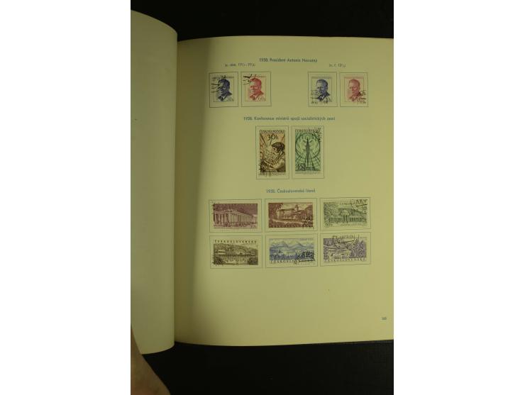 1918/1965, am Anfang meist ungebrauchte und gestempelte Sammlung in 2 Vordruckalben mit einigen Aufdruck- und Flugpost-Ausgab