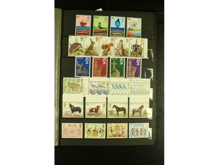 1924/81, postfrische und etwas ungebrauchte Sammlung der Sondermarken, dabei Mi.-Nr. 174, Phosphorstreifen-Ausdrucke etc.