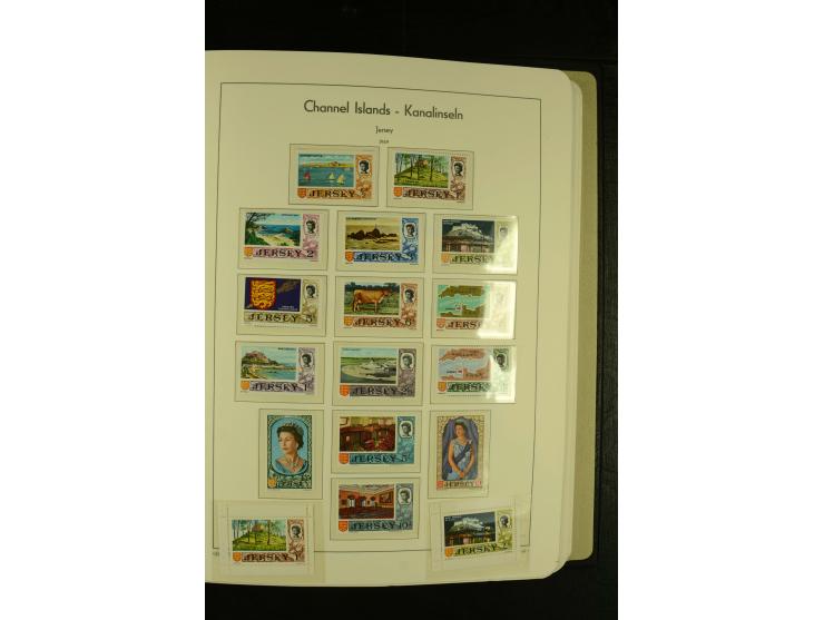 1969/92, kpl. postfrische Sammlung im Lindner-T-Vordruckalbum incl. Portomarken (Mi. ca. 660,-)