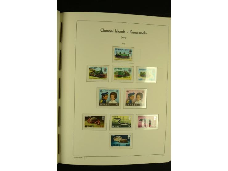1969/92, kpl. postfrische Sammlung im Lindner-T-Vordruckalbum incl. Portomarken (Mi. ca. 660,-)