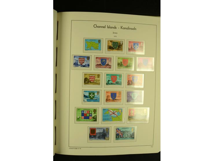 1969/92, kpl. postfrische Sammlung im Lindner-T-Vordruckalbum incl. Portomarken (Mi. ca. 660,-)
