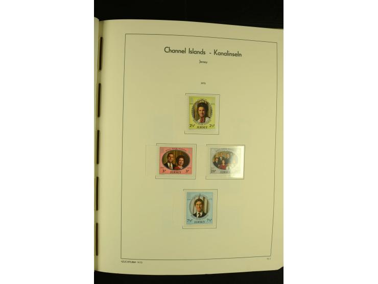 1969/92, kpl. postfrische Sammlung im Lindner-T-Vordruckalbum incl. Portomarken (Mi. ca. 660,-)